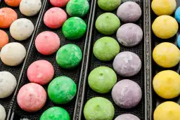 Mochi: Co to jest, jak smakuje i gdzie kupić w Polsce?