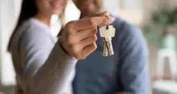 Czy mieszkanie kupione przed ślubem wchodzi do majątku wspólnego?