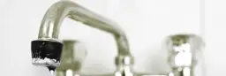 Jak odkręcić kran - skuteczne sposoby na zacięty kran bez stresu