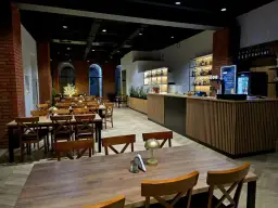 Gdzie zjeść w Wadowicach? Odkryj najlepsze restauracje i smaki