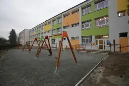 Szkoła dla niesłyszących w Bielsku-Białej – wsparcie i edukacja na miarę potrzeb