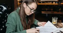 Umowa zlecenie a staż pracy - jak policzyć staż z umowy cywilnoprawnej?