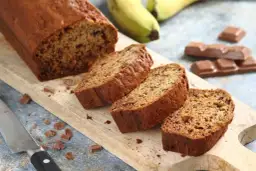 Prosty chleb bananowy: przepis bez zakalca krok po kroku