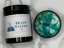 Świeczka o zapachu Draco Malfoy – odkryj wyjątkowe aromaty i marki