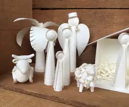 Jak zrobić żłobek bożonarodzeniowy - łatwe metody na świąteczną dekorację