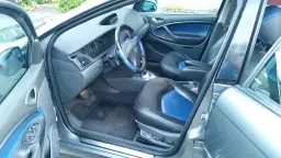 Tuning wnętrza Citroena C5: Jak stworzyć unikalną kabinę