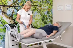 Kiedy rehabilitacja po endoprotezie biodra - co musisz wiedzieć?