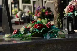 Czy PZU wypłaca za śmierć samobójczą? Sprawdź warunki wypłaty