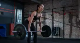 CrossFit: Co to znaczy? Wszystko, co musisz wiedzieć na start!