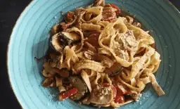 Gdzie zjeść w Szklarskiej Porębie? Odkryj najlepsze restauracje i dania