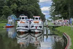 Ile trwa rejs z Ostródy do Elbląga? Czas, atrakcje i porady podróżnicze