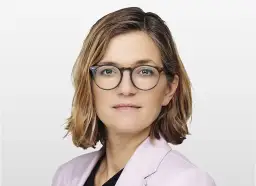 Magdalena Biejat: Co kryje jej wizerunek? Fryzura, styl, okulary