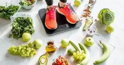 Dieta modelek: Obalamy mity. Co jedzą, by być zdrowymi i fit?