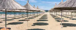 Golem, Albania: Przewodnik po atrakcjach i plażach. Warto jechać?