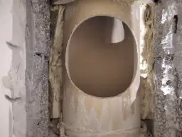 Jak wyciąć otwór w kominie ceramicznym bez ryzyka uszkodzeń