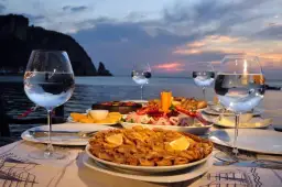 Rowy gdzie zjeść: najlepsze miejsca na świeżą rybę i owoce morza