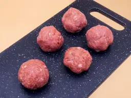 Pulpety drobiowe kcal – ile kalorii mają i jak je przygotować zdrowo?