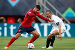 Gdzie oglądać mecz Chorwacja Hiszpania – najlepsze opcje transmisji