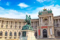 Trasa do Wiednia: Szybko, tanio czy malowniczo? Wybierz idealną!