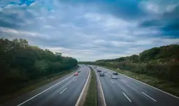 Czy autostrady w Niemczech są płatne? Odkryj, co musisz wiedzieć