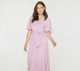 Stylizacje 40 plus: elegancja i komfort dla kobiet w każdym rozmiarze