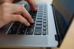 Zablokowana klawiatura Lenovo? Odblokuj ją! Szybkie i skuteczne metody