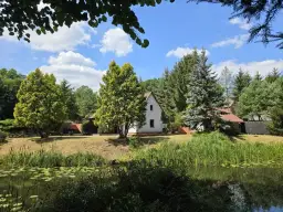 Sprzedam dom nad jeziorem z linią brzegową w Lubuskiem - idealne miejsce na relaks