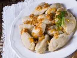 3 sycące obiady z ziemniaków i cebuli! Proste przepisy dla każdego