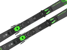 Jak wybrać idealne narty dla średniozaawansowanych i uniknąć błędów przy zakupie