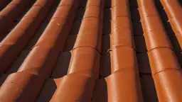 Dachówka Domino: jakie zalety ma dachówka ceramiczna?