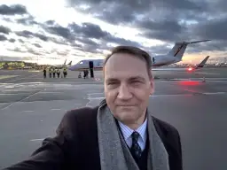 Ile lat ma Radosław Sikorski? Zaskakujące fakty o jego wieku