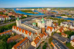 Gdzie zjeść w Szczecinie? 10 najlepszych miejsc, które musisz poznać