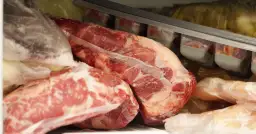 Jak długo mrozić mięso? Bezpieczne czasy i porady eksperta