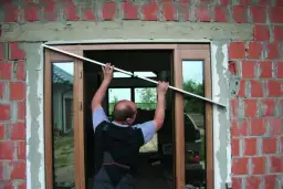 Jak zmierzyć drzwi zewnętrzne, aby uniknąć kosztownych błędów