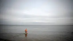 Ile stopni ma woda w Bałtyku? Sprawdź, zanim wejdziesz do wody