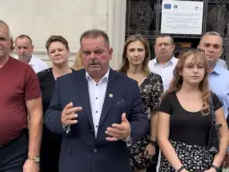 Sławomir Izdebski: Biografia, działalność i osiągnięcia tej znanej osoby