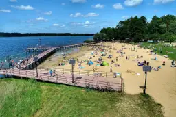 Jezioro Głębokie (Pomorskie): Planujesz wyjazd? Kompletny przewodnik!