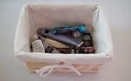 Jak sprawdzić datę ważności farby do włosów, aby uniknąć problemów