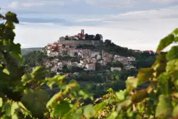 Gdzie szukać noclegów w Chorwacji? Sprawdzone metody i ceny