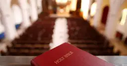 Czy przejście z katolicyzmu na protestantyzm to grzech? Odpowiedzi i refleksje