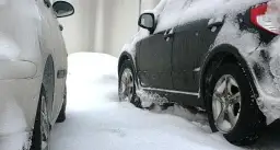 Lepsze opony na przód czy tył - dlaczego warto wybrać tył dla bezpieczeństwa