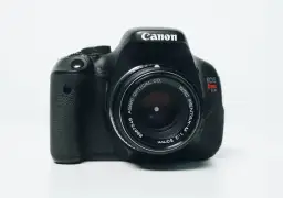 Jak zgrać zdjęcia z aparatu na komputer bez kabla w prosty sposób