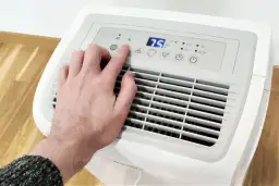 Jaki osuszacz powietrza? Wybierz najlepszy i pozbądź się wilgoci.