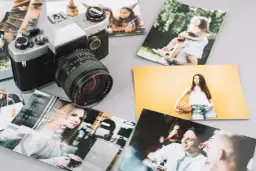 Perfekcyjne odbitki: Jak wywołać zdjęcia u fotografa bez błędów?