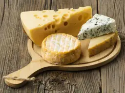 Jaki ser do burgera? Wybierz najlepszy ser i opanuj topienie