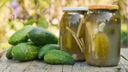 Czy można jeść ogórki kiszone przy wrzodach żołądka? Unikaj bólu!