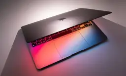 Macbook w promocji: Gdzie znaleźć najlepsze okazje? Top 5 sklepów