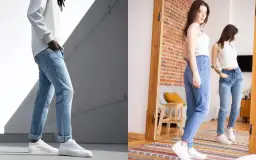 Mężczyzna i kobieta w jasnych jeansach, prezentujący wygodę i styl.