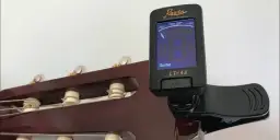 Najlepsze stroiki do gitary: Wybierz idealny model dla siebie