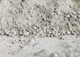 Czy wapno hydratyzowane można stosować w ogrodzie? Odkryj jego korzyści